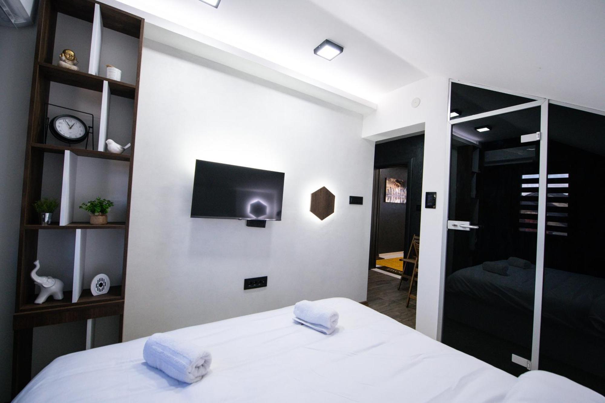 Apartamento Lux Jefimija Valjevo Habitación foto